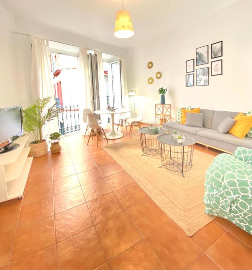 Superb Apartment In Downtown Of Sevilla ,Parking Optional, Top !! Kültér fotó