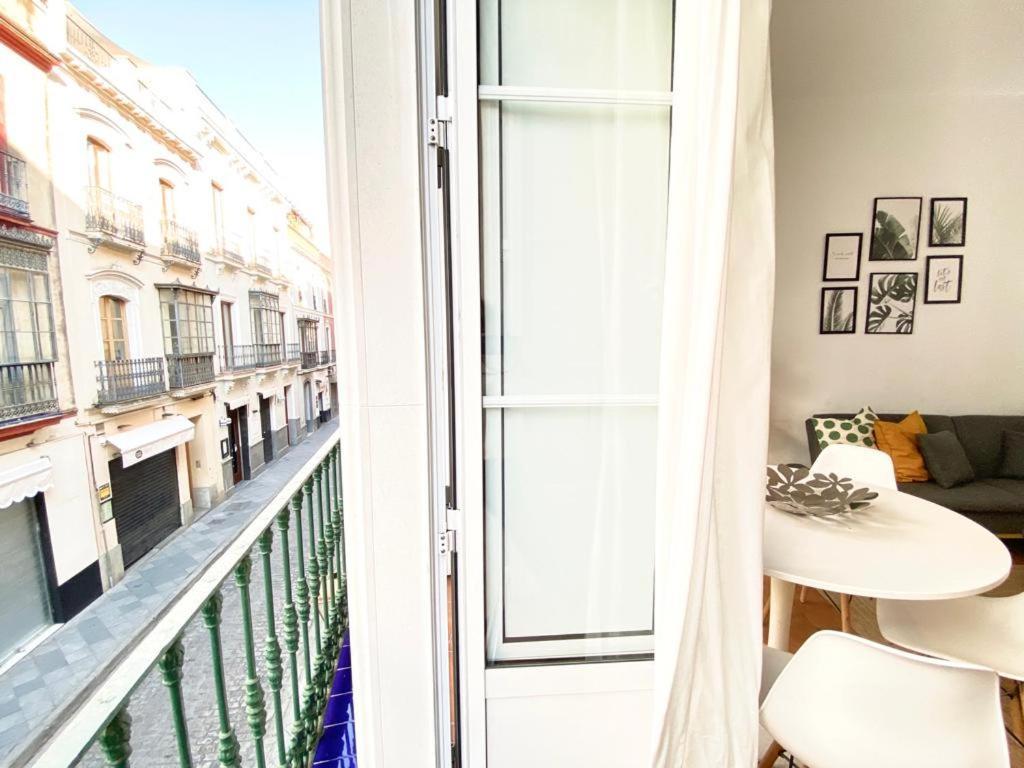 Superb Apartment In Downtown Of Sevilla ,Parking Optional, Top !! Kültér fotó