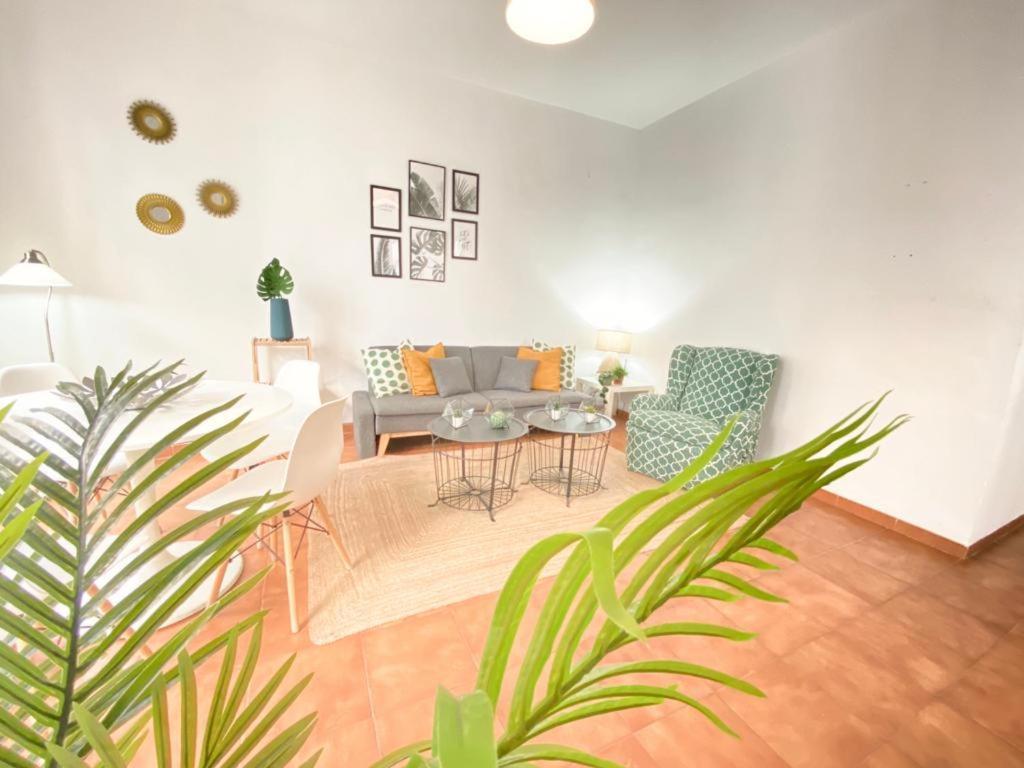 Superb Apartment In Downtown Of Sevilla ,Parking Optional, Top !! Kültér fotó