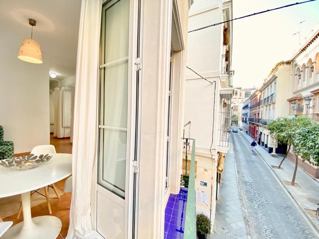 Superb Apartment In Downtown Of Sevilla ,Parking Optional, Top !! Kültér fotó